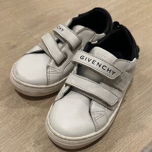 Givenchy Kids White and Black Velcro Sneakers